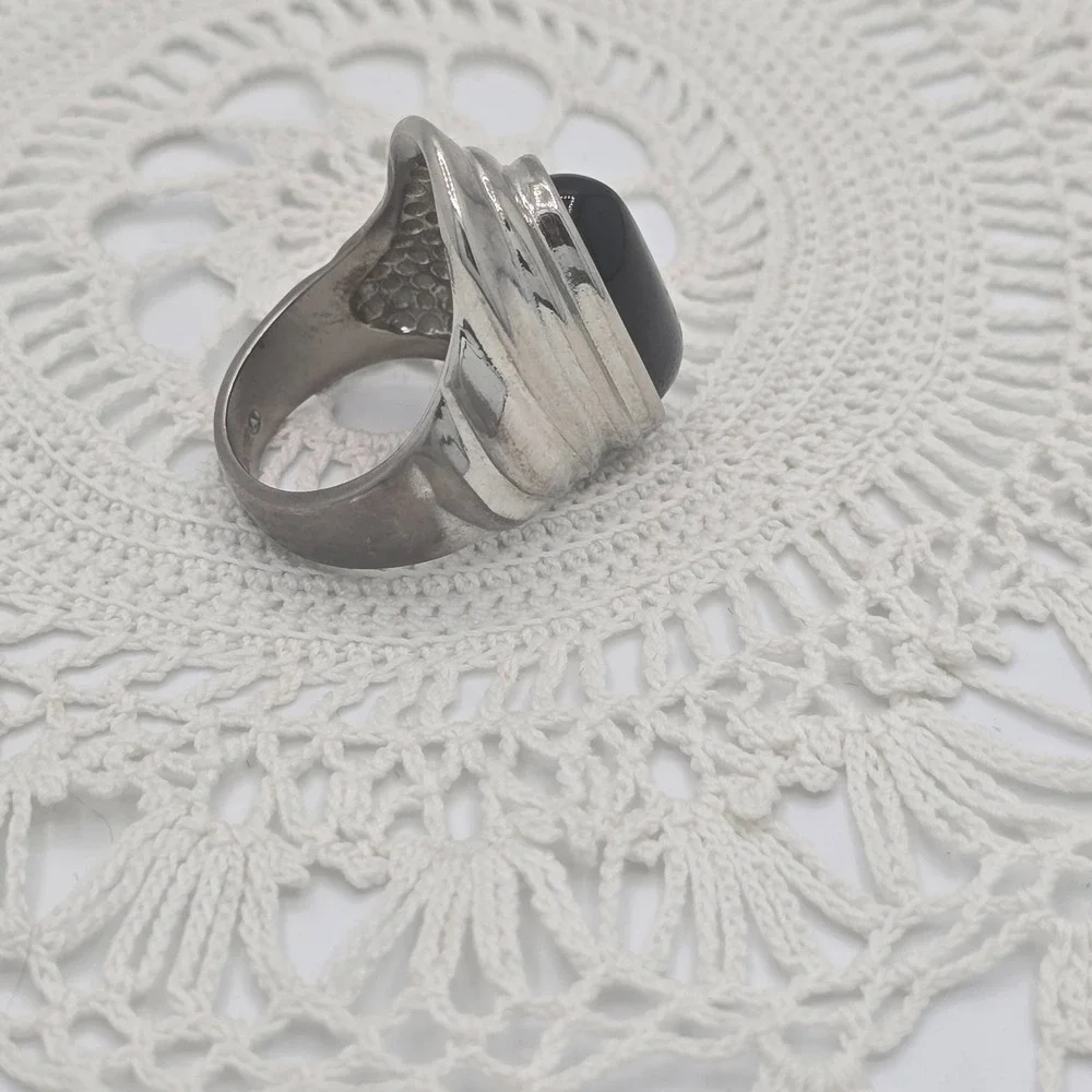 Vintage Ring Large Statement Oval Domed Pyramid Black Silver 18KGE